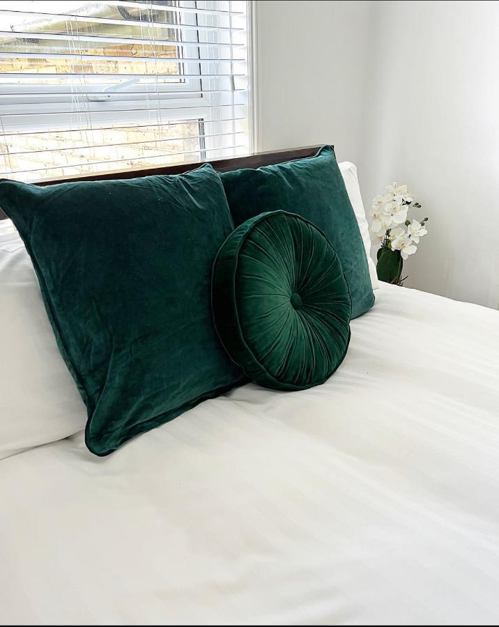 Modern 3 Bed, Heart Of Ashley Cross, 5 Mins To Sandbanks بول المظهر الخارجي الصورة