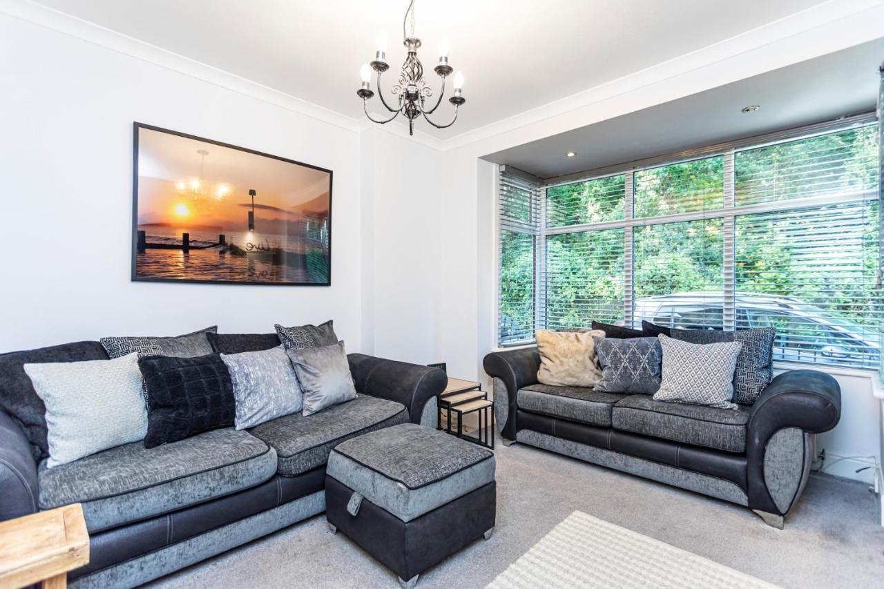Modern 3 Bed, Heart Of Ashley Cross, 5 Mins To Sandbanks بول المظهر الخارجي الصورة