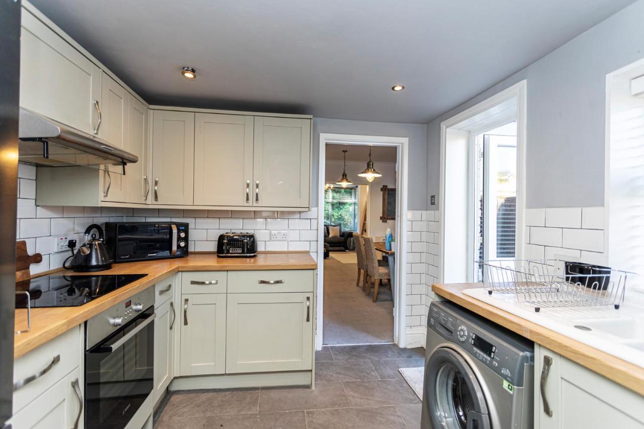 Modern 3 Bed, Heart Of Ashley Cross, 5 Mins To Sandbanks بول المظهر الخارجي الصورة